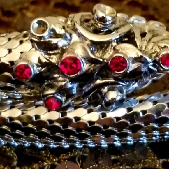 Vintage Silver Metal Mesh Coiled Stretch Wrap Belt w Double Snake Heads - Picture 2 of 5